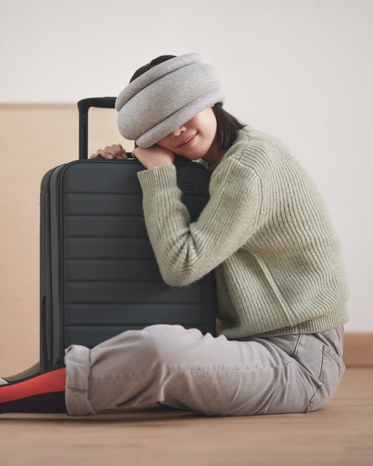 Light Versatile Pillow - Ostrichpillow